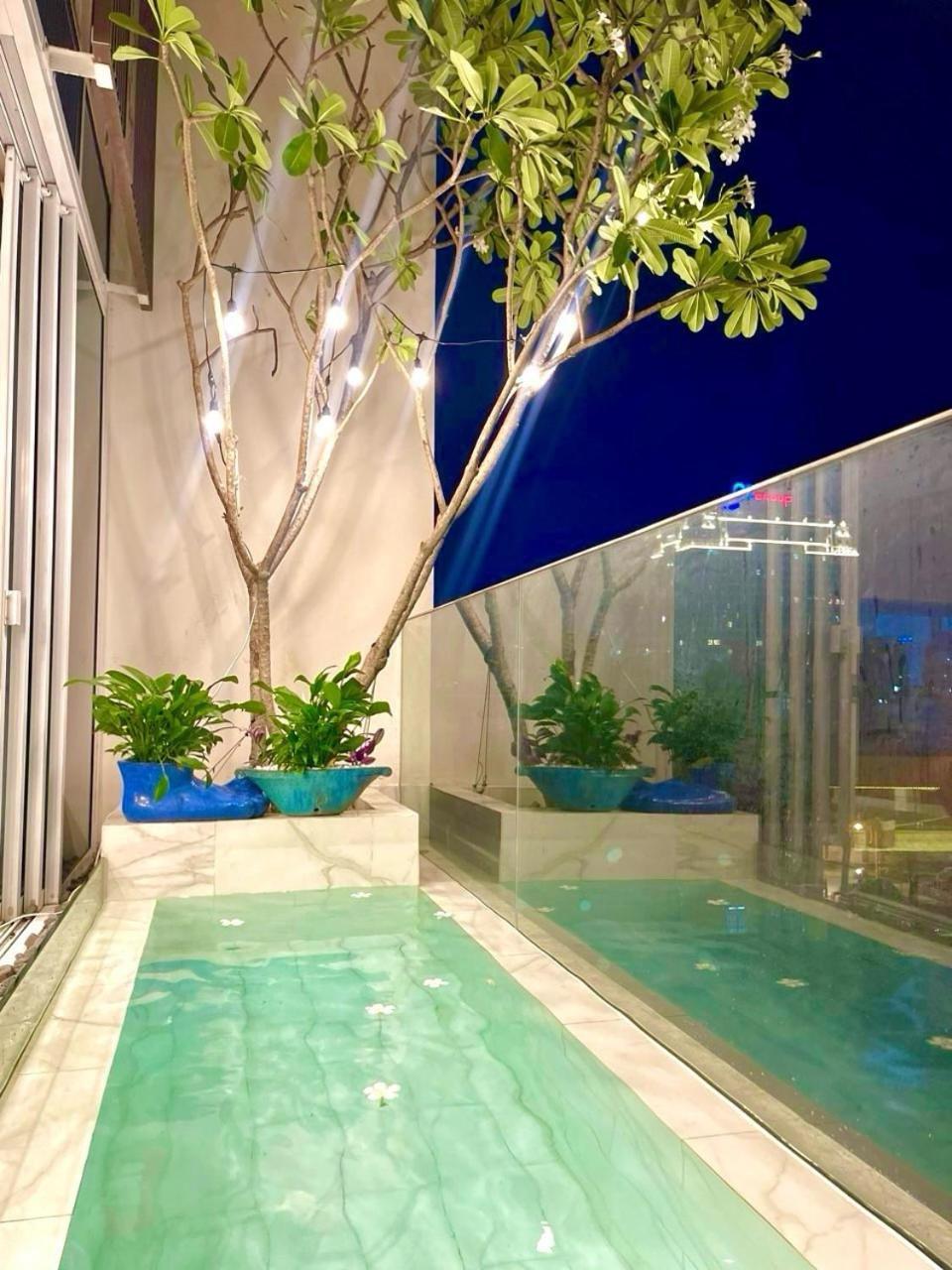 Sky With Private Pool Căn hộ *